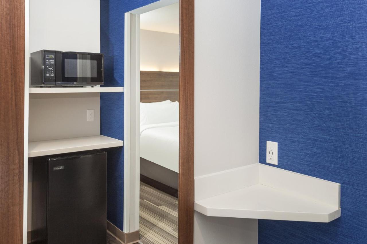 Express & - I-94 By Ihg Hotel