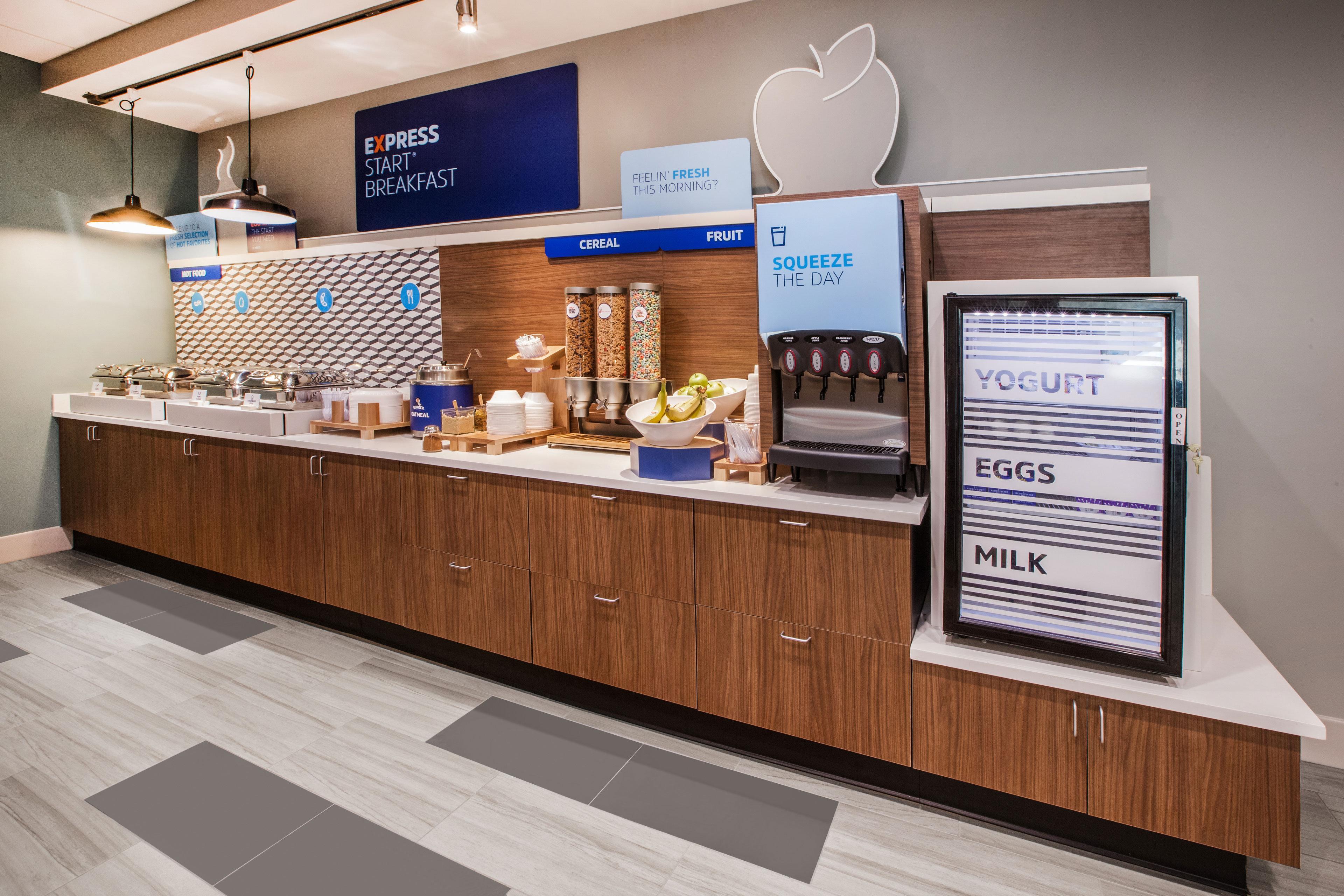 Hotel Express & - I-94 By Ihg
